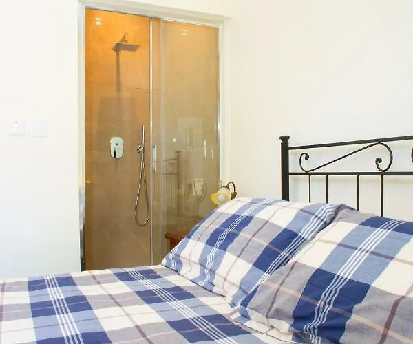 Maltese Town House *