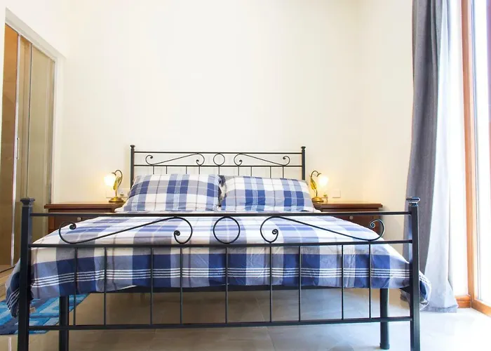 Maltese Town House *